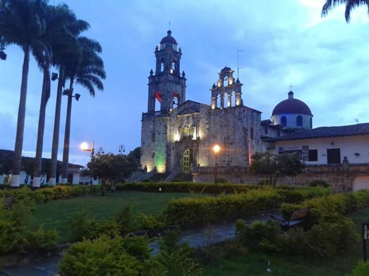 Guadalupe El Portal De Don Luis酒店 外观 照片